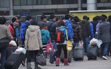 除夕能不能去别人家这天串门吉利吗 吃完年夜饭之后的风俗